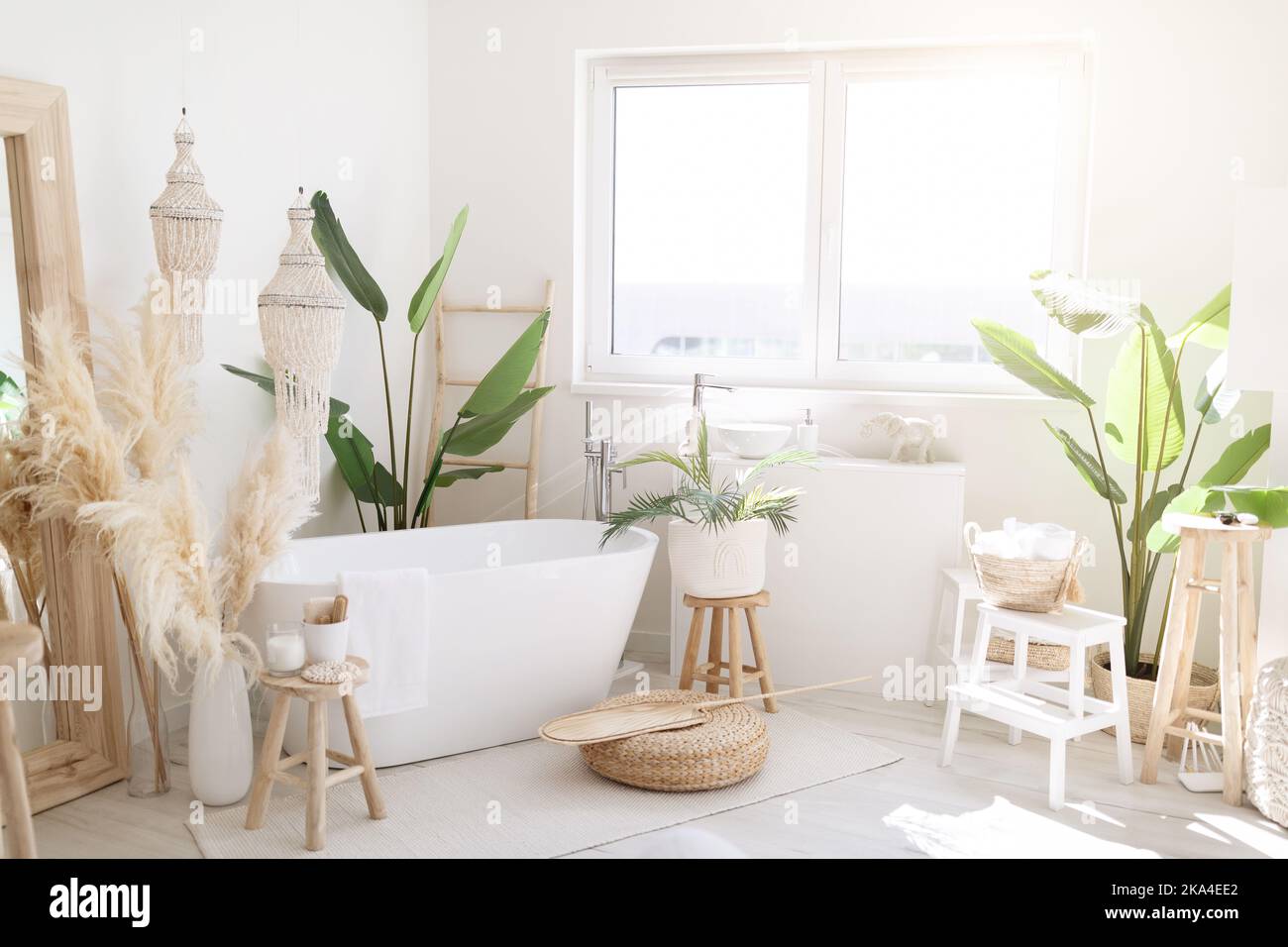 Boho bathroom hires stock photography and images Alamy