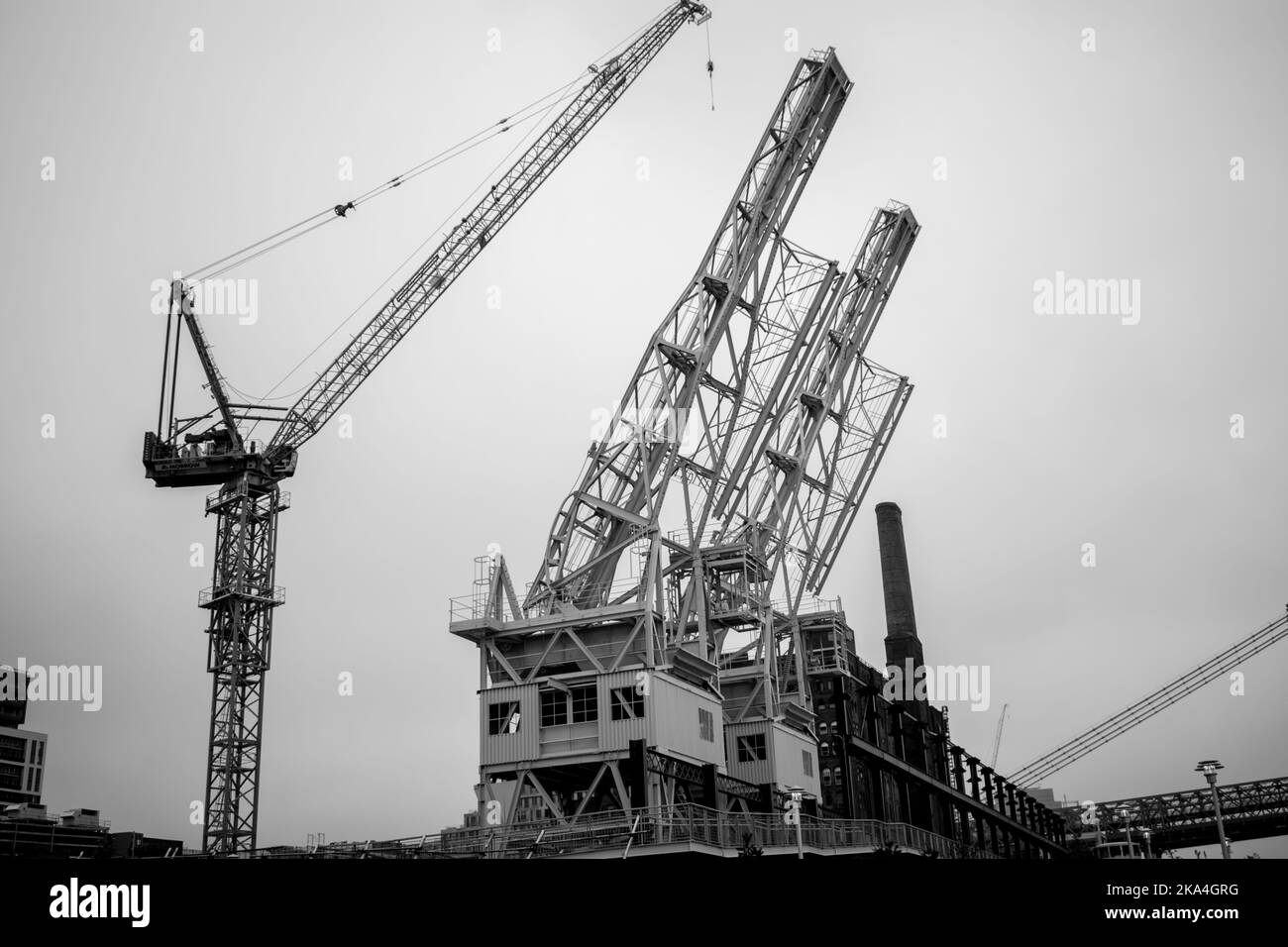 Harbor with industrial cranes Black and White Stock Photos & Images - Alamy