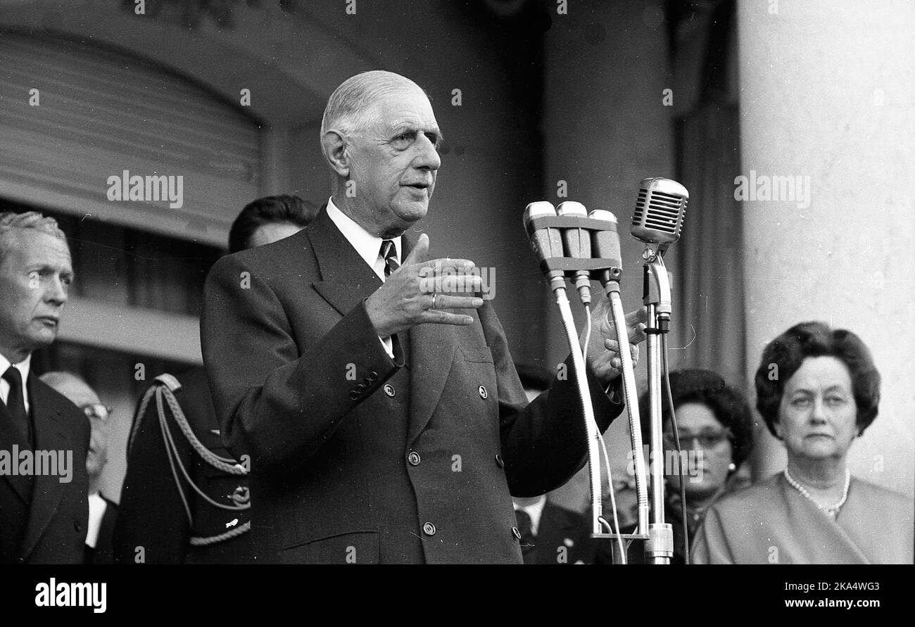 Charles de Gaulle, French president from 1958 to 1969, visits Buenos Aires, Argentina, 1964 Stock Photo