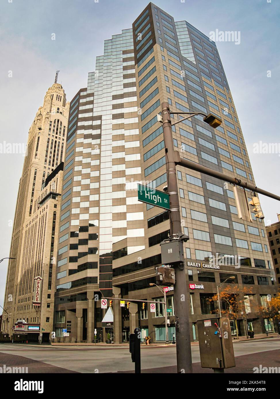 Broad St & High St in Columbus Ohio including the LeVeque Tower Stock