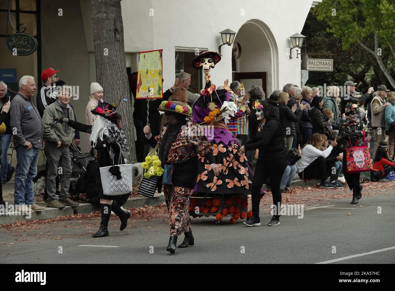 Carmel by the Sea, California, USA. 31st Oct, 2022. Scenes from the