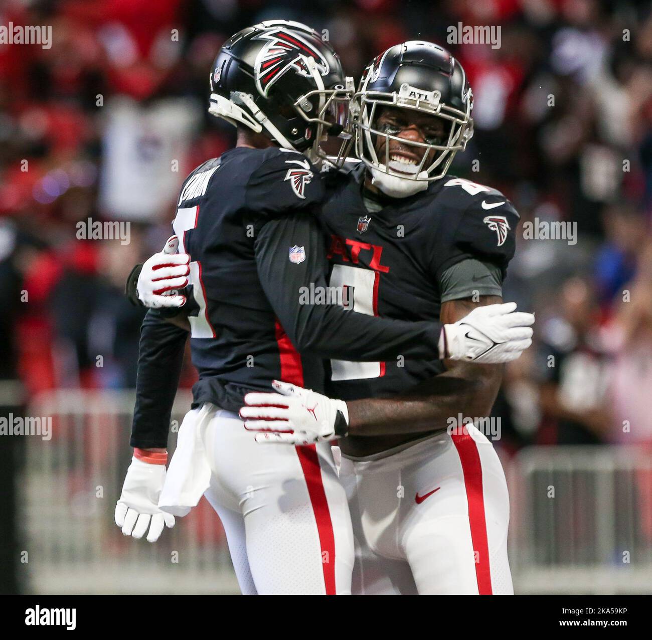 NFC tight end Kyle Pitts of the Atlanta Falcons (8) celebrates a touchdown  pass over the AFC du …