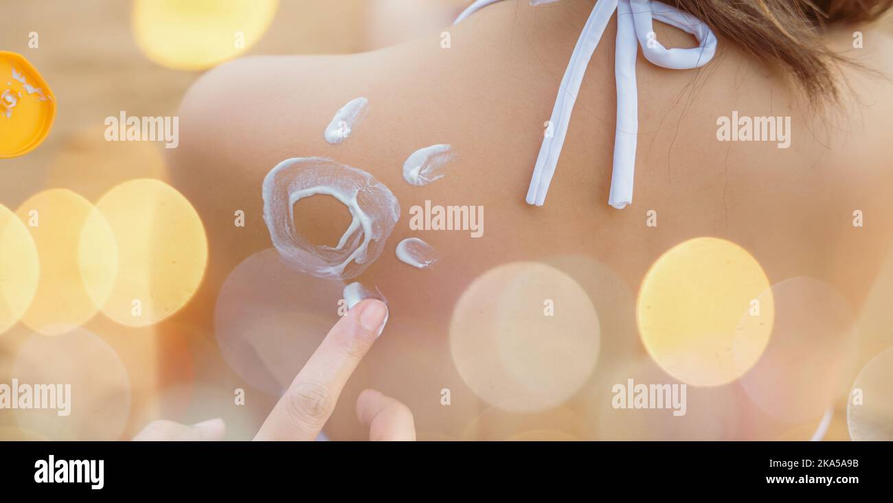 Apply sunscreen man hires stock photography and images Alamy