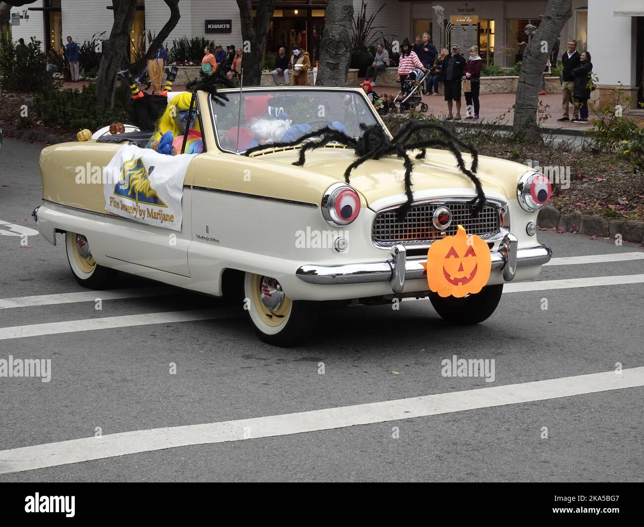 Carmel by the Sea, California, USA. 31st Oct, 2022. Scenes from the