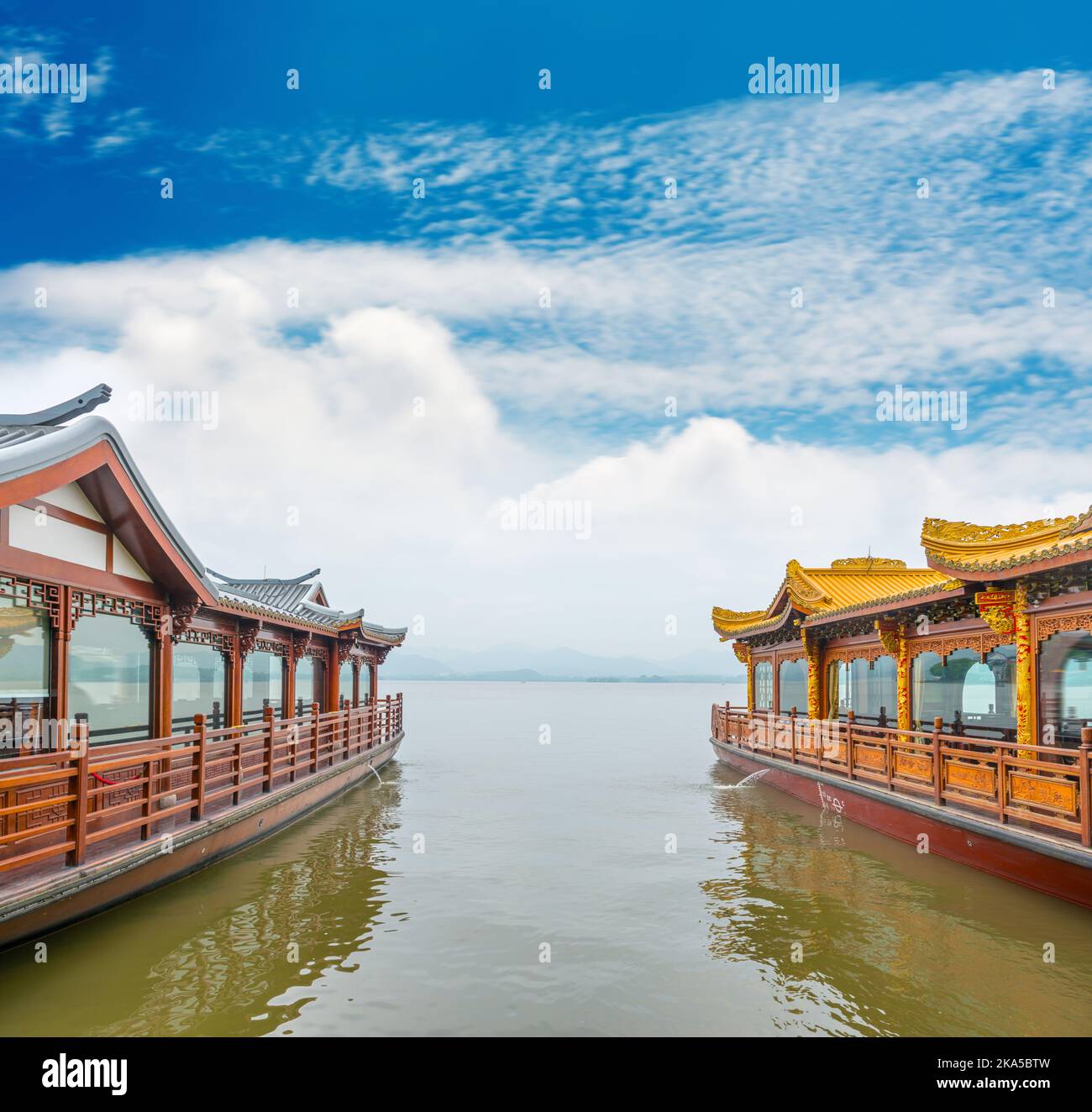 Xihu Vector Traditional ship at the Xihu (West lake), Hangzhou, China Stock Photo ...