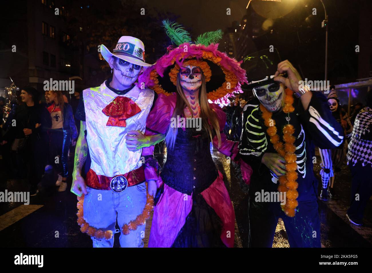 New York, New York/ USA 31 Oct 2022Revelers march dressed for “The Day of the Dead” during