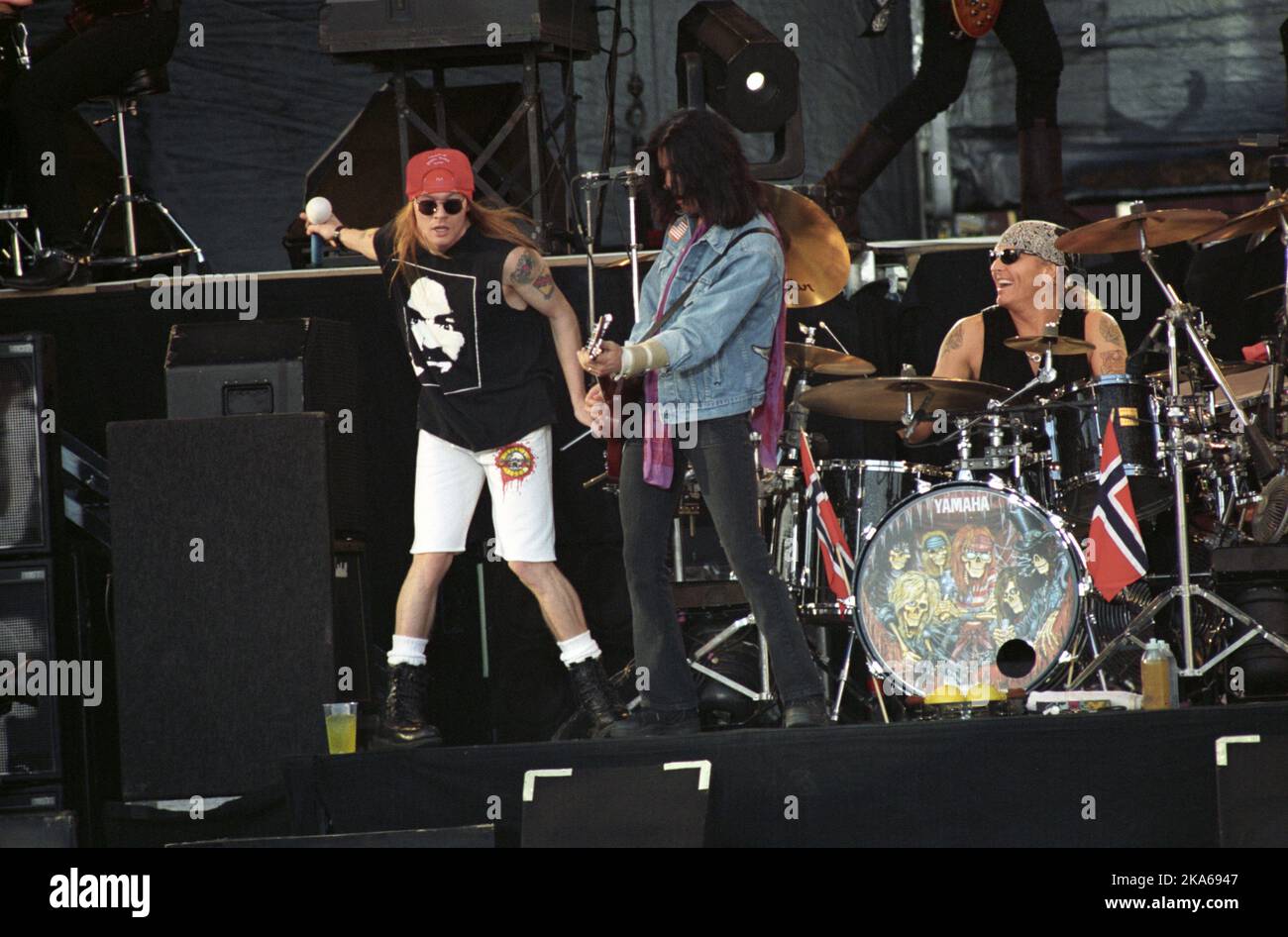 Axl Roses of Guns N' Roses performing in Chicago, Illinois in June 1988. ©  Gene Ambo / MediaPunch **NO UK or Japan*** Stock Photo - Alamy