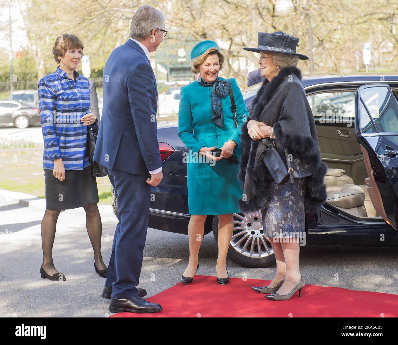 Oslo May 09, 2015. Queen Sonja of Norway and Princess Beatrix of the Netherlands, escorted by Oslo Mayor Fabian Stang, attend the opening of an exhibition pairing the works of artists Edvard Munch and Vincent van Gogh at the Munch Museum in Oslo. Phot by Fredrik Varfjell, NTB scanpix  Stock Photo