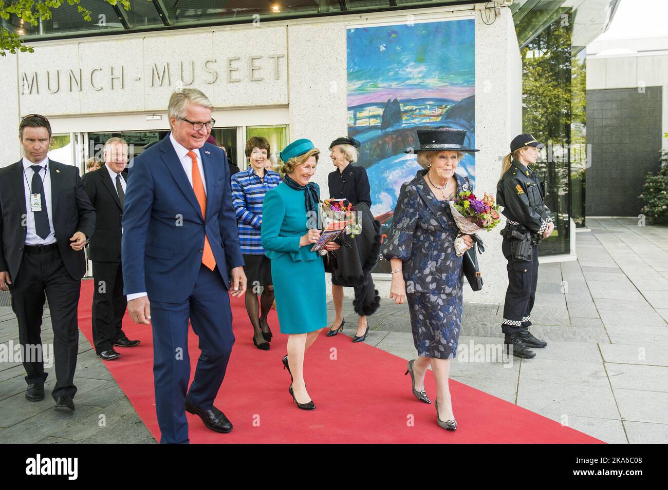 Oslo May 09, 2015. Queen Sonja of Norway and Princess Beatrix of the Netherlands, escorted by Oslo Mayor Fabian Stang, attend the opening of an exhibition pairing the works of artists Edvard Munch and Vincent van Gogh at the Munch Museum in Oslo. Phot by Fredrik Varfjell, NTB scanpix  Stock Photo