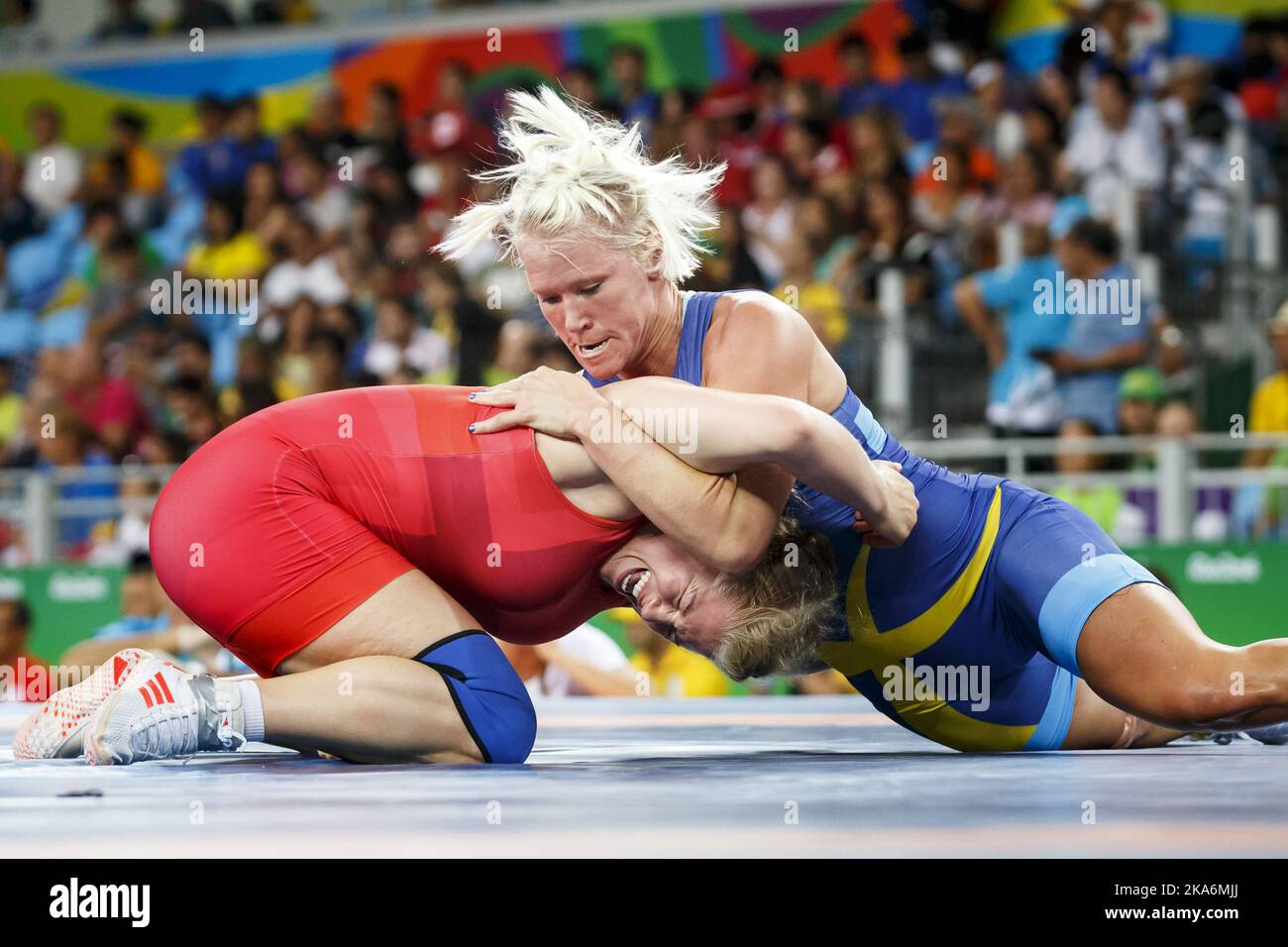 Female wrestling olympics hires stock photography and images Alamy