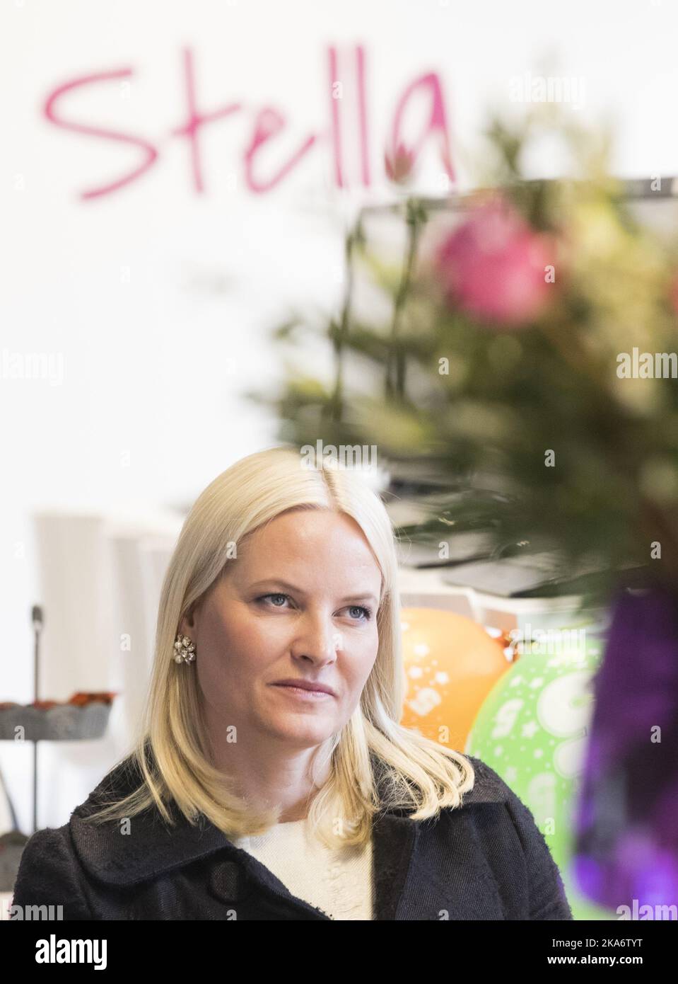 OSLO, Norway 20170316. Crown Princess Mette-Marit visiting Stella women's center to the Red Cross. The center celebrates five years of operation. Photo: Berit Roald / NTB scanpix Stock Photo