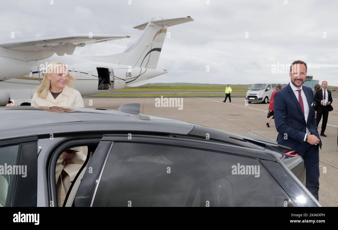 KIRKWALL, Great Britain 20170616. Crown Princess Mette-Marit and Crown Prince Haakon arrive at Kirkwall Airport on Orkney Islands on the occasion of the official visit in connection with the St. Magnus festival. Photo: Lise Aaserud / NTB scanpix Stock Photo