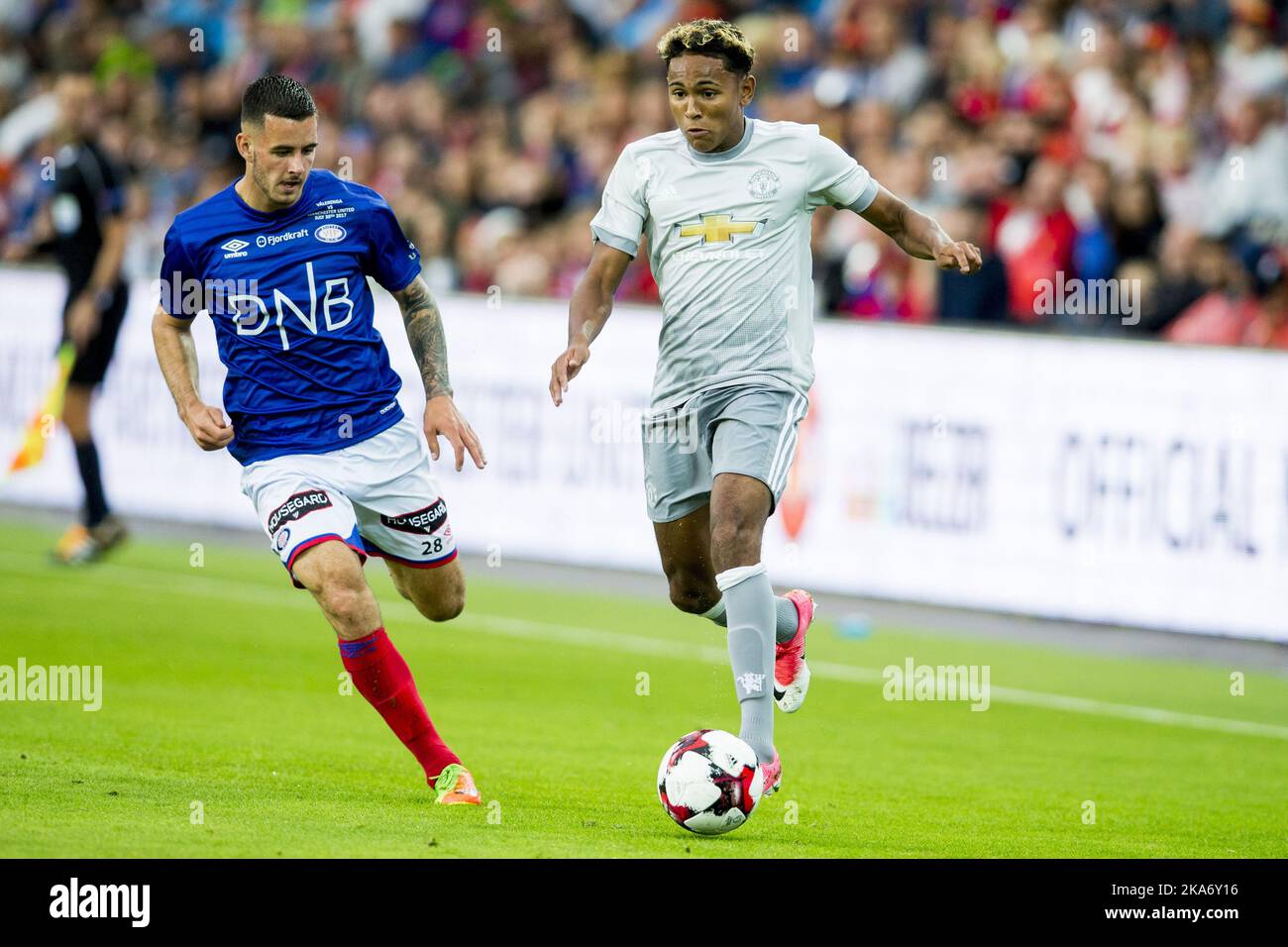 Soccer mitchell thomas hi-res stock photography and images - Alamy