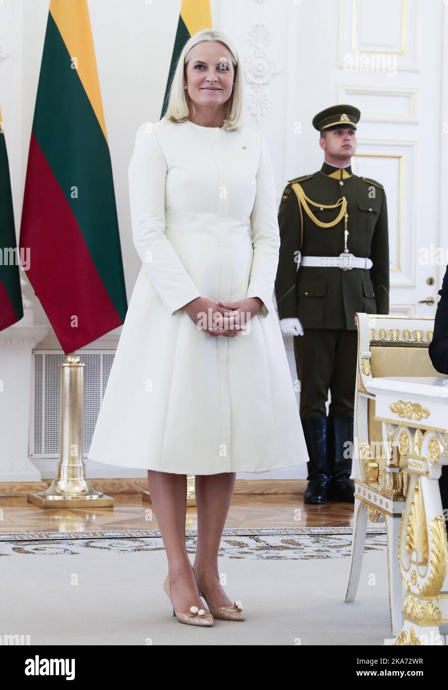 VILNUIS, LITUAEN 20180424. Crown Prince Haakon and Crown ...