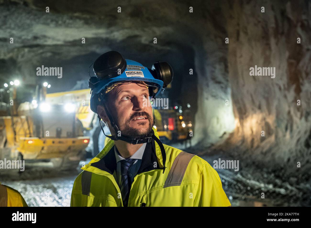 Brevik, Norway 20200115. Crown Prince Haakon deep inside the limestone quarry of cement producer Norcem in Brevik. The mine is approx. 350 meters below sea level. Norcem is Norway's only producer of cement. Pool. Photo: Heiko Junge / NTB scanpix  Stock Photo