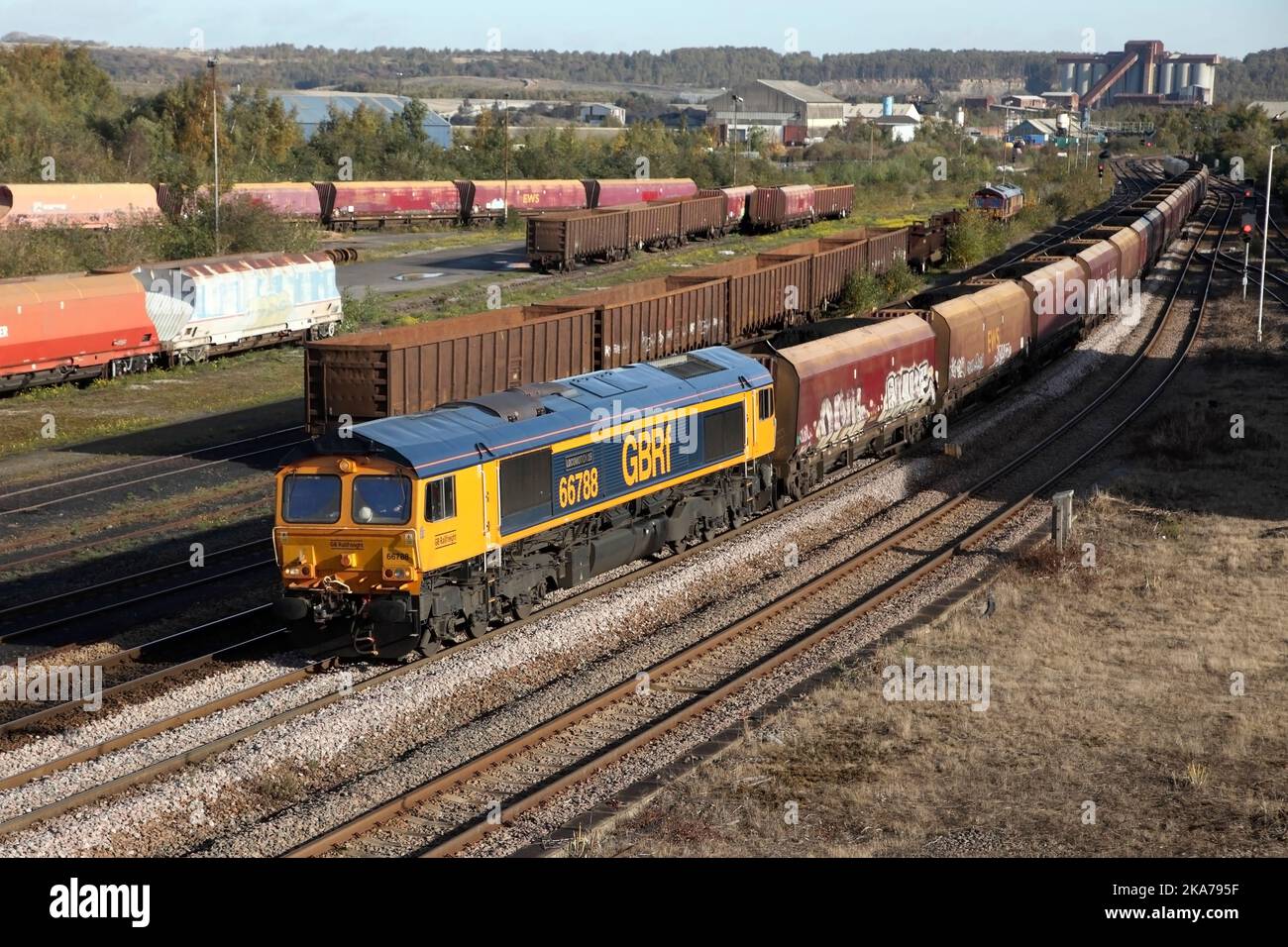 GB Railfreight Class 66 loco 66788 'Locomotion 15' hauls the 6H15 Immingham to Drax service through Scunthorpe on 25/10/22. Stock Photo