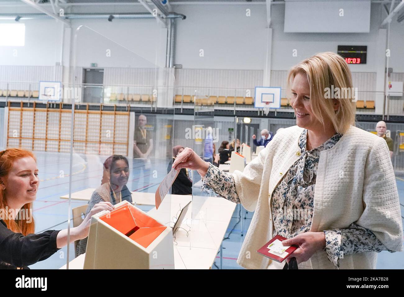 Progress party frp photo hires stock photography and images Alamy