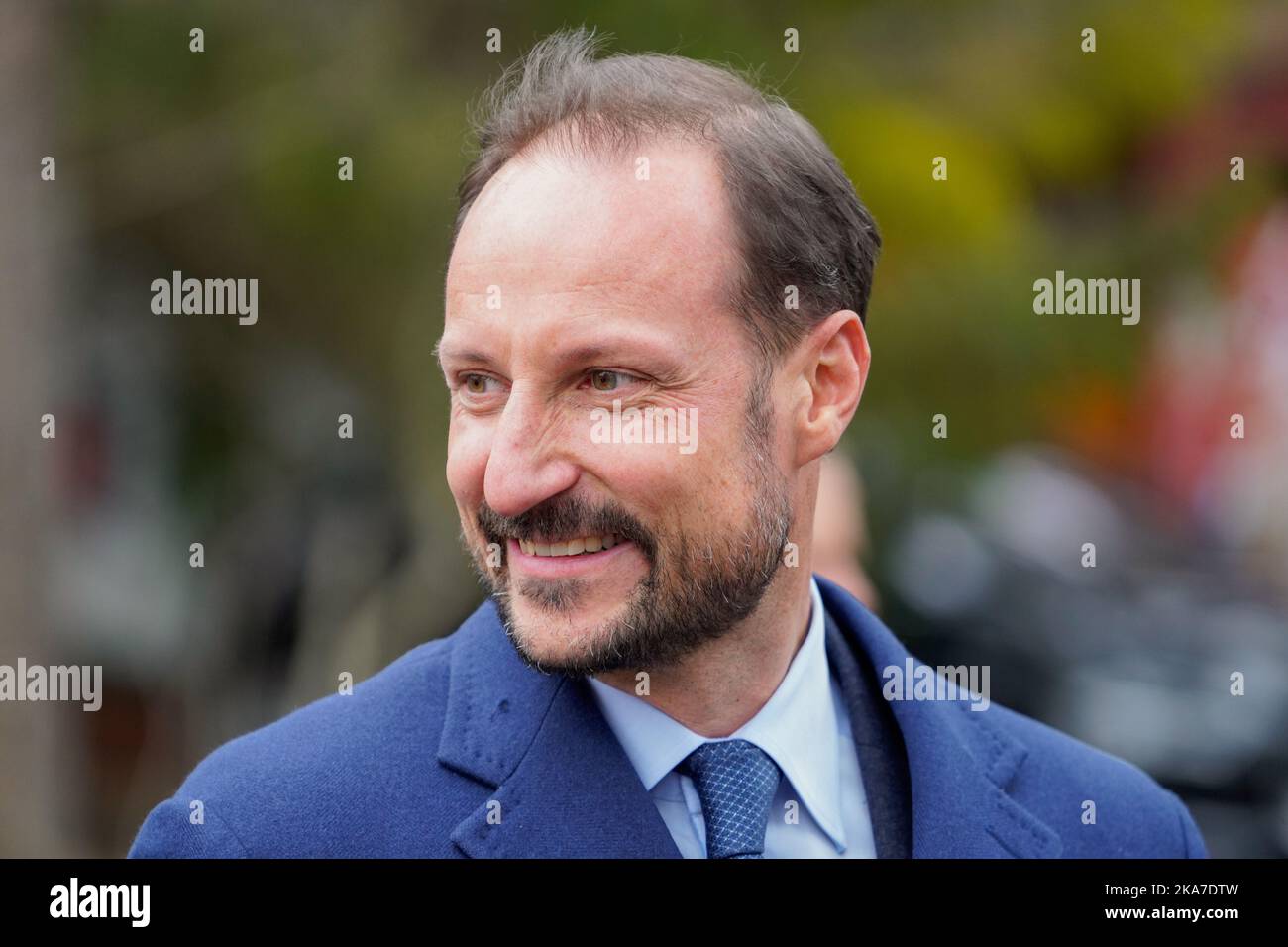 Oslo 20220317. Crown Prince Haakon visits Mangfoldshuset and Mortensrud ...