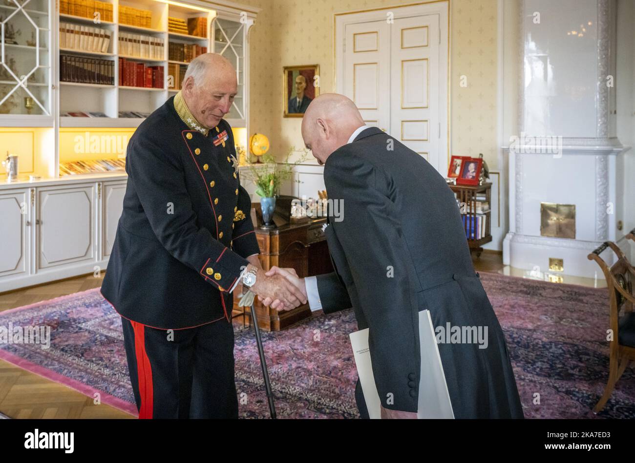 Oslo 20220428. King Harald receives Guatemala's new ambassador, Mr ...