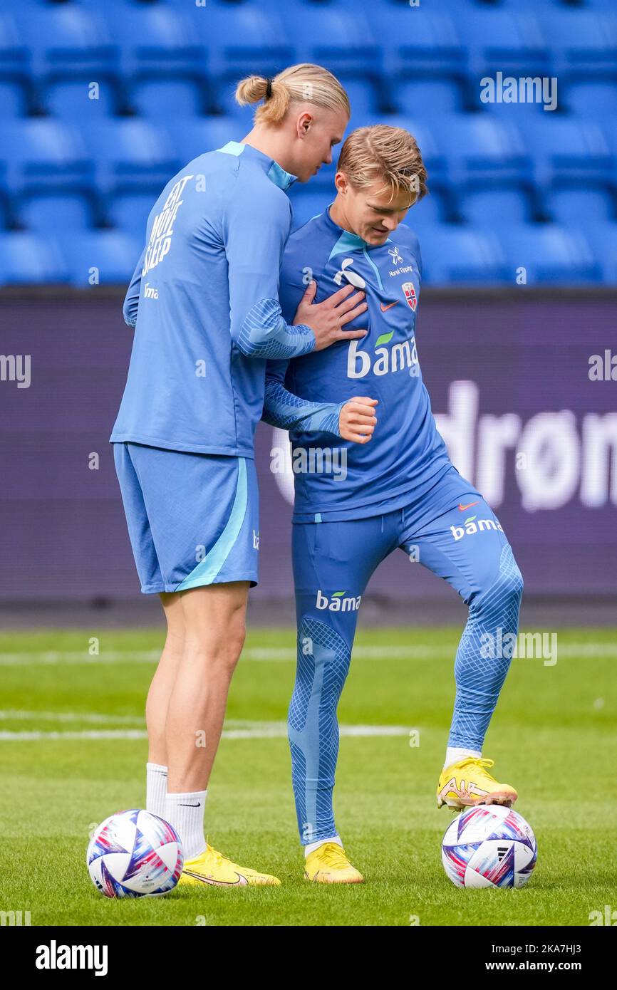 Oslo 20220922. Erling Braut Haaland and Martin Odegaard during training