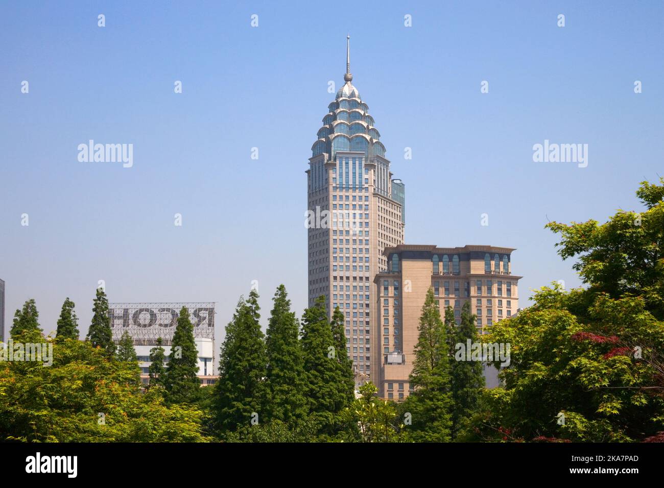 a high rise building looking like the chrysler building in downtown ...