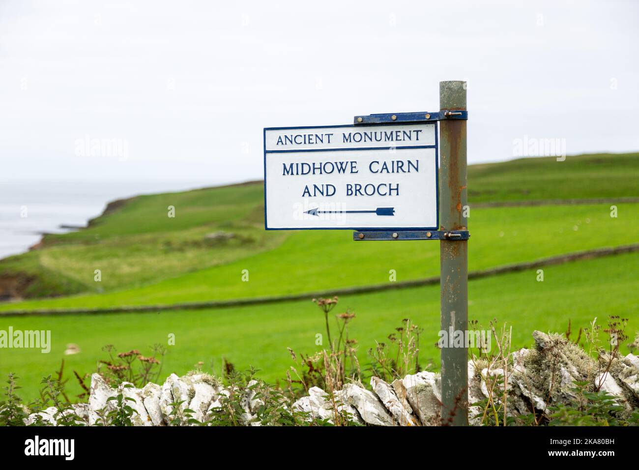 Neolithic chambered hi-res stock photography and images - Alamy