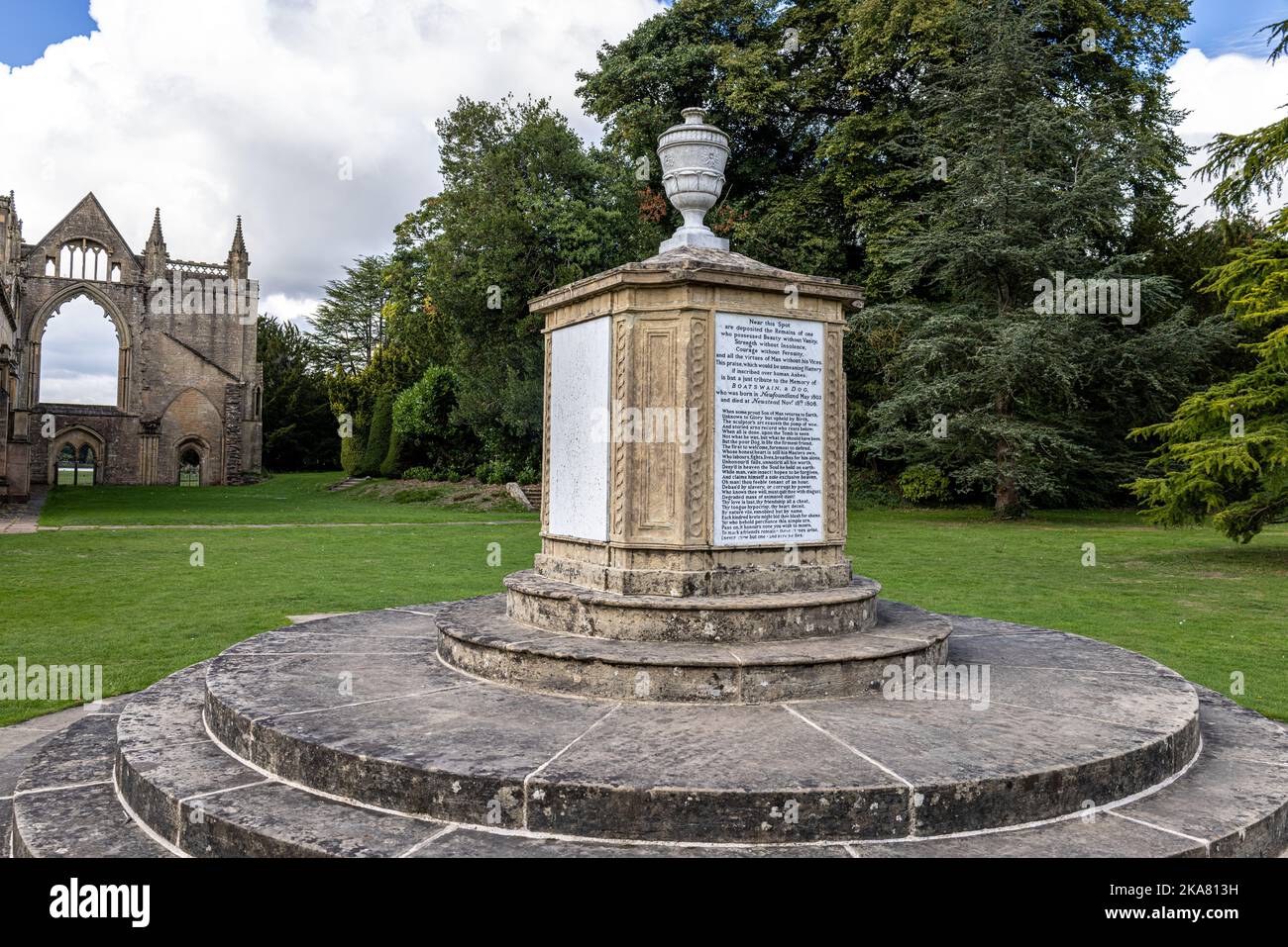 Boatswain's Tomb, Newstead Abbey, Nottinghamshire, England, UK Stock