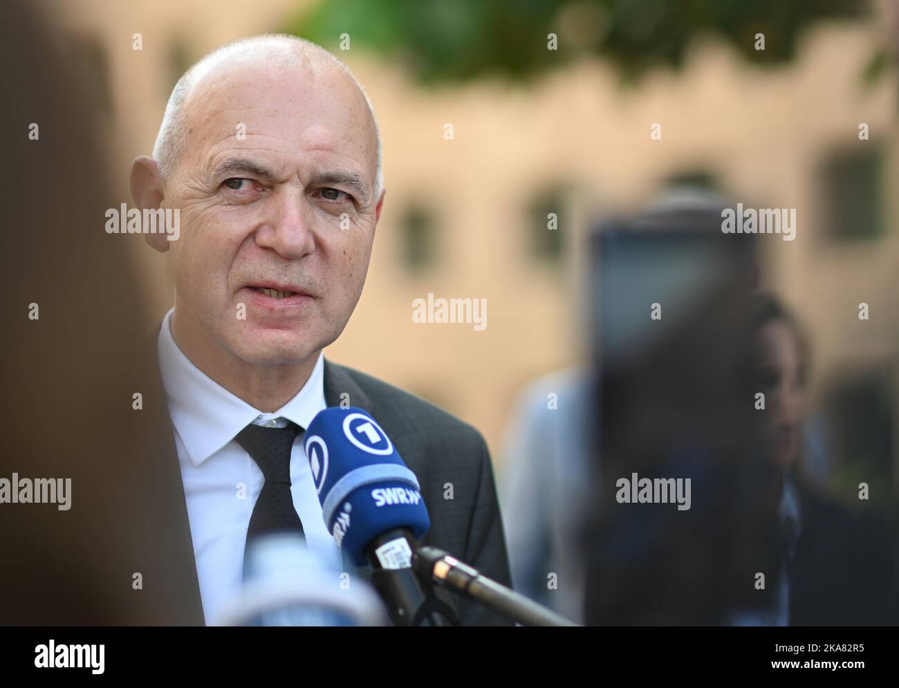 01 November 2022, Qatar, Doha: Bernd Neuendorf, President of the German Football Association (DFB), makes a statement on the sidelines of the DFB's 'Future Leaders in Football' project. Photo: Britta Pedersen/dpa Stock Photo