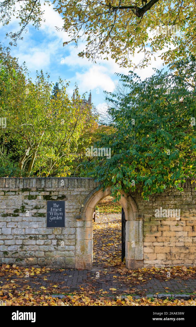 The Ernest Wilson garden entrance in autumn. Chipping Campden, Cotswolds, Gloucestershire, England Stock Photo