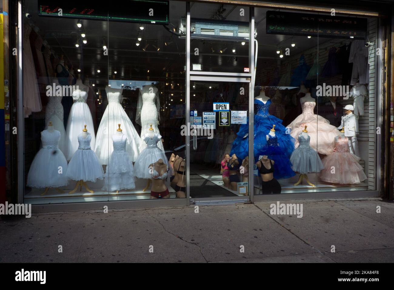 The exterior of a shop on Roosevelt Ave. that sells wedding dresses and gowns. In Jackson Heights, Queens, New York. Stock Photo