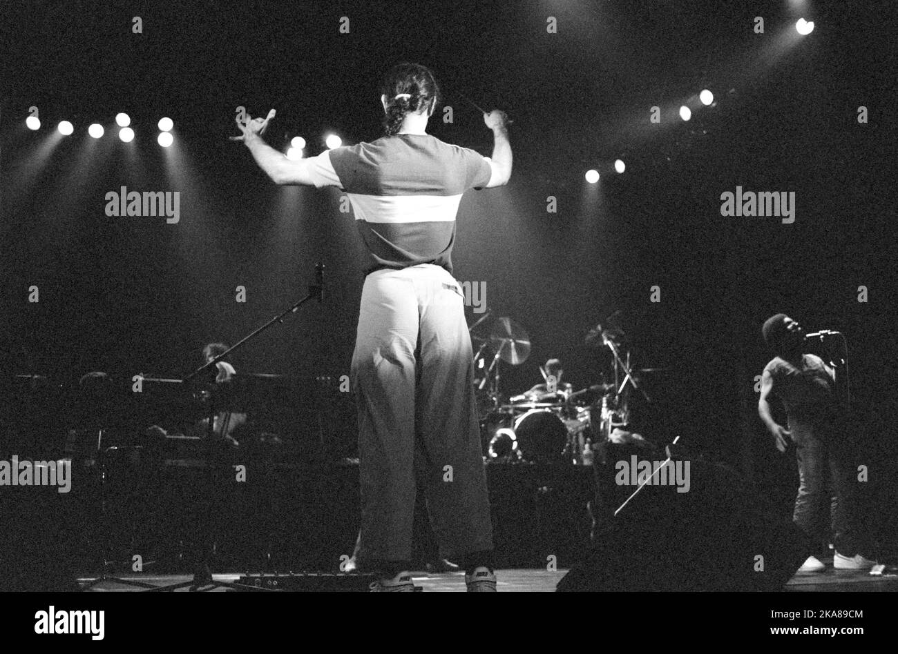 84/3005 FRANK ZAPPA 24 September 1984 Hammersmith Odeon, London Stock Photo Alamy