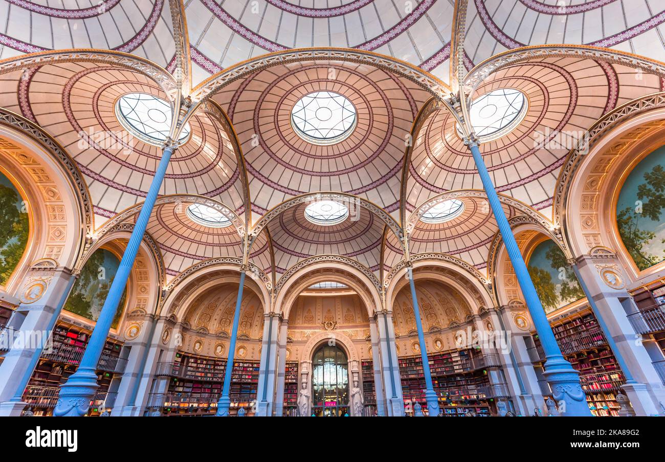 PARIS, FRANCE, OCTOBER 20, 2022 : Labrouste reading room in National  Library, Richelieu site, Paris, france, built by architects Jean-Louis  Pascal. an Stock Photo - Alamy