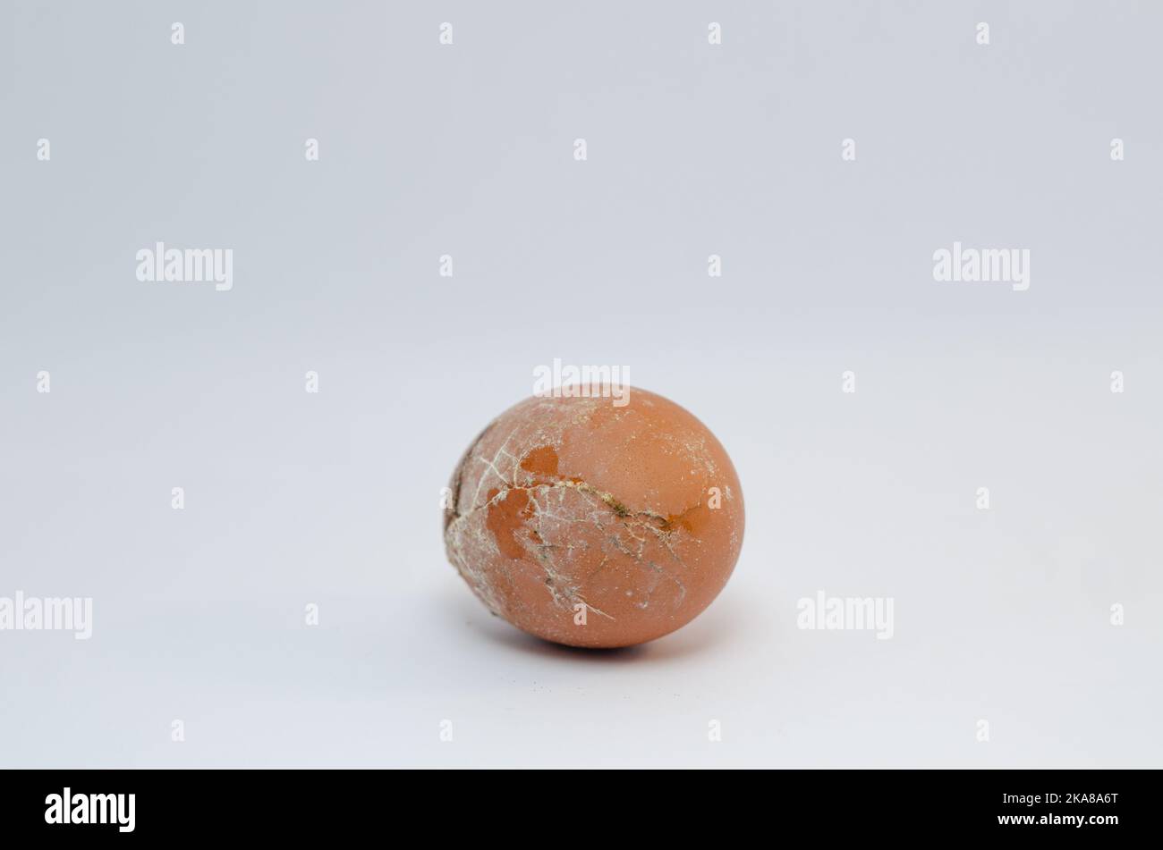Rotten egg hi-res stock photography and images - Alamy