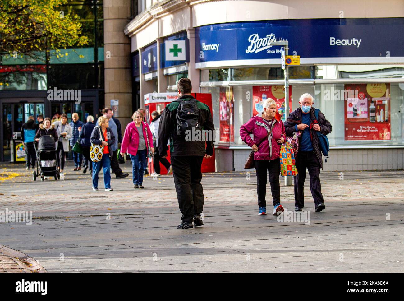 Dundee, Tayside, Scotland, UK. 1st Nov, 2022. UK Weather A bright and