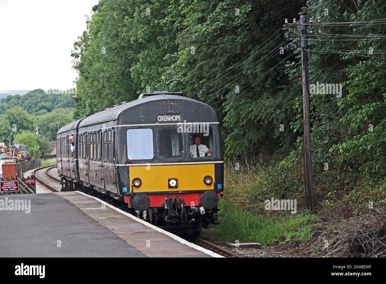 Class 101 DMU M51189 arriving at Ingrow West station on Keighley & Worth Valley Railway Stock Photo