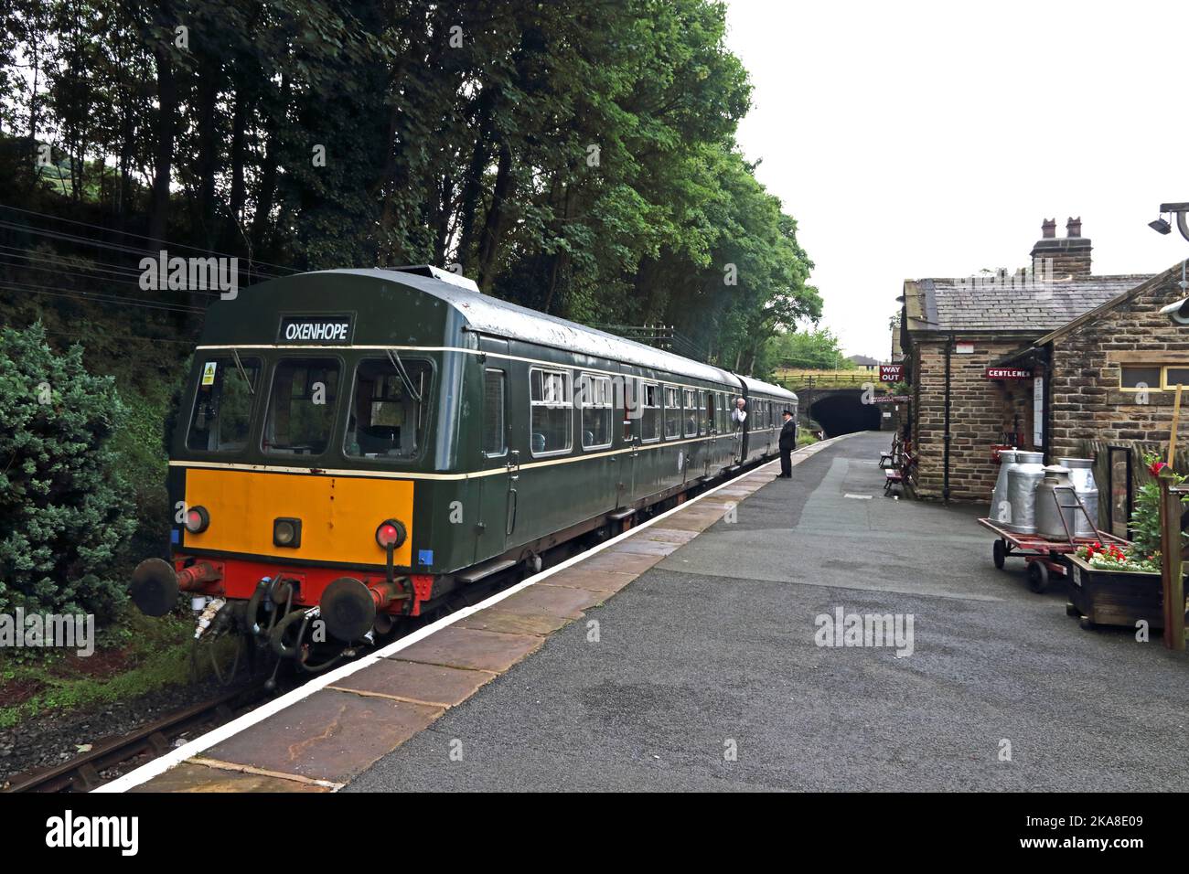Class 101 DMU M51189 standing at Ingrow West station on Keighley & Worth Valley Railway Stock Photo