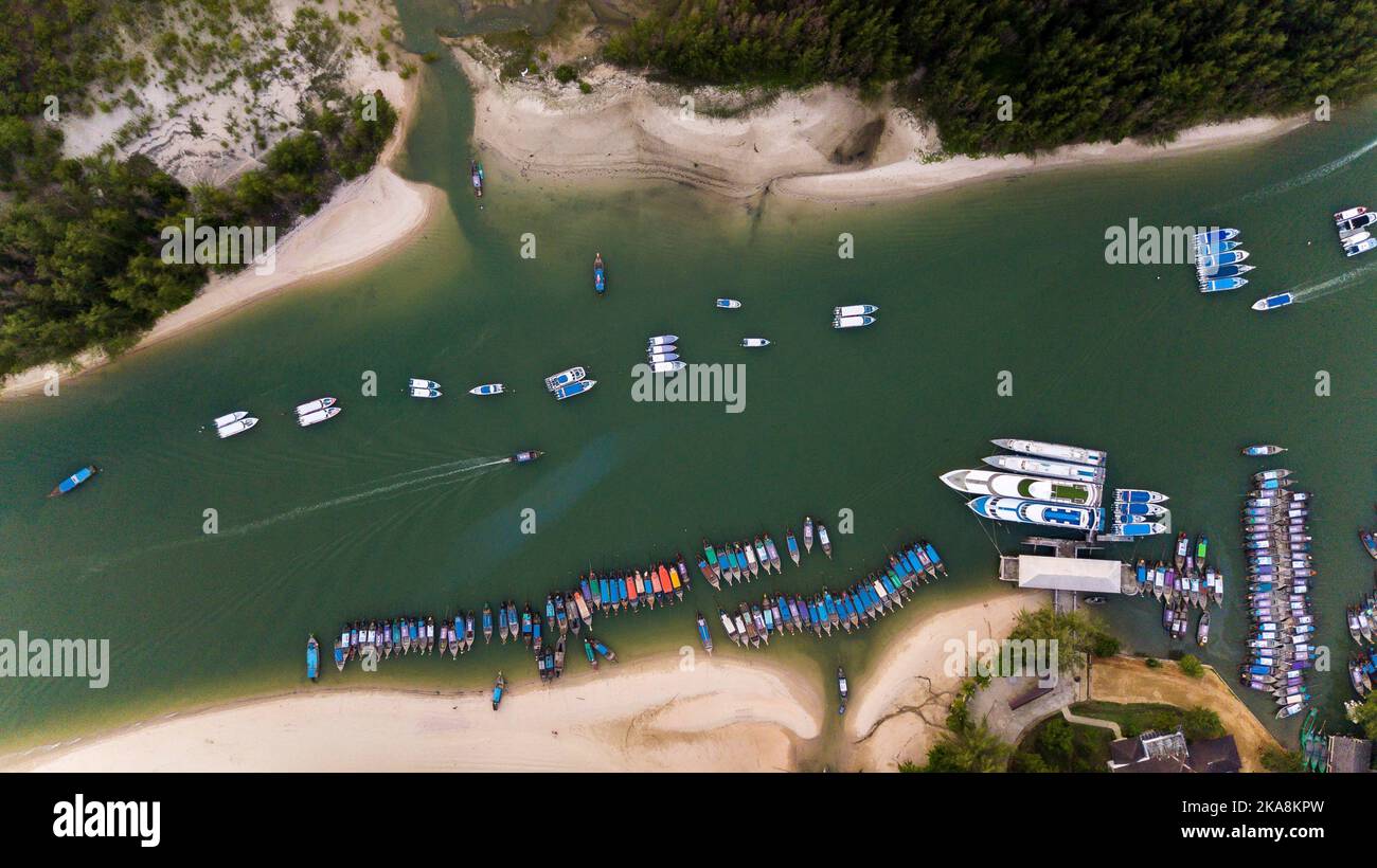 An aerial top view of many parked boats Stock Photo - Alamy