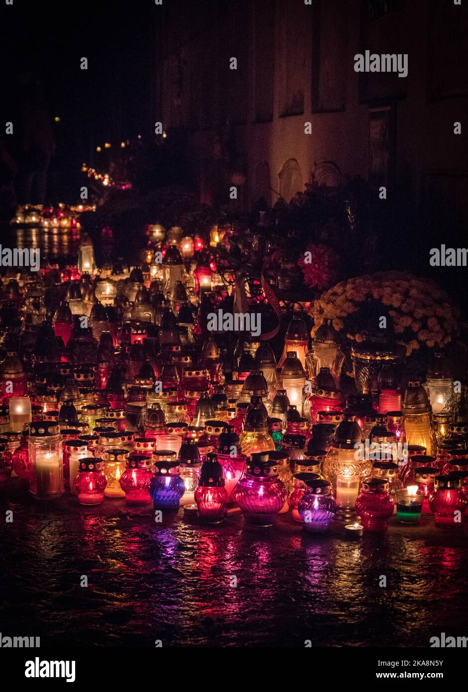 polish cemetery on all saints day, cmenatarz w polsce, wszystkich swietych znicze Stock Photo