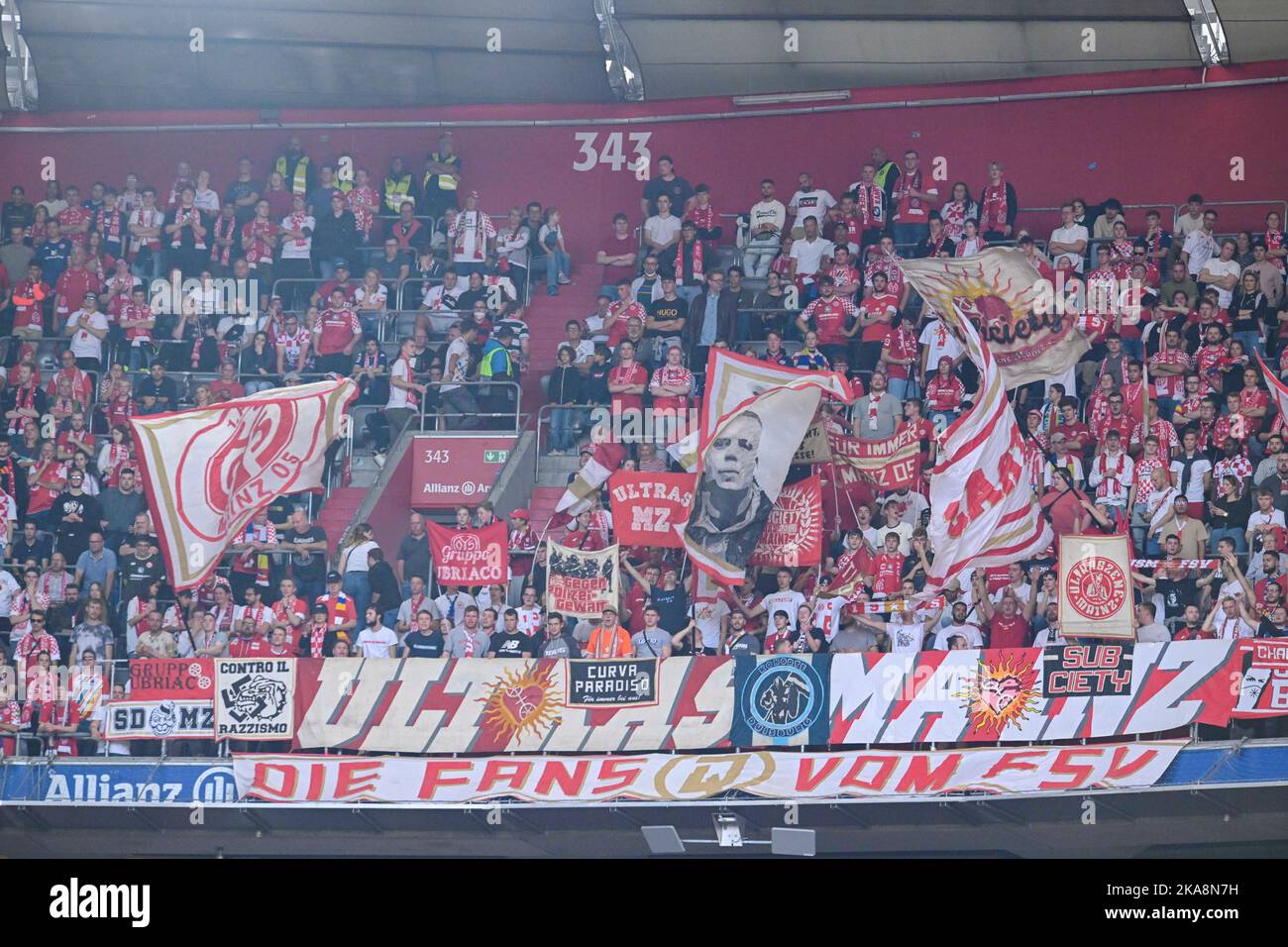 Fcbayern vs mainz 05 bundesliga hi-res stock photography and images - Alamy