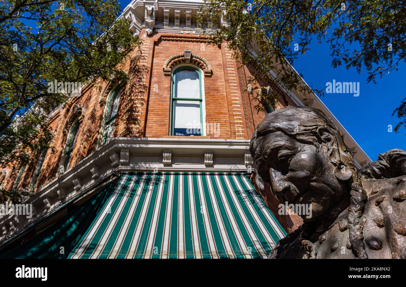 American sculpture hi-res stock photography and images - Alamy