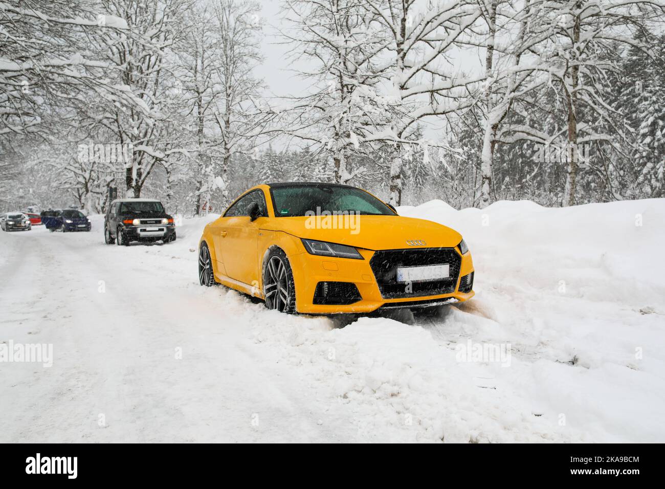Audi car snow hi-res stock photography and images - Alamy