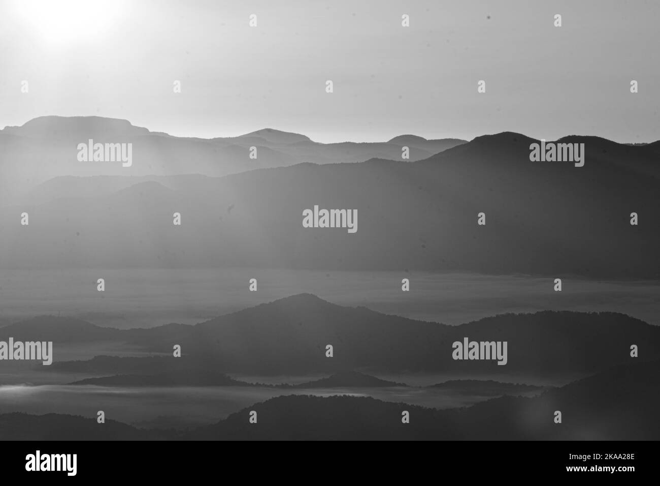 Sunrise smoky mountains Black and White Stock Photos & Images - Alamy
