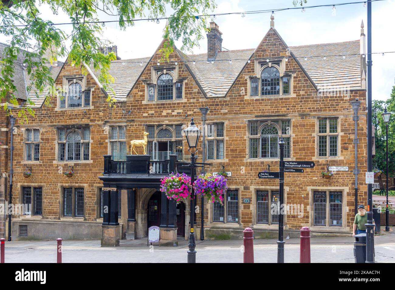 17th century The Hind Hotel, Sheep Street, Wellingborough
