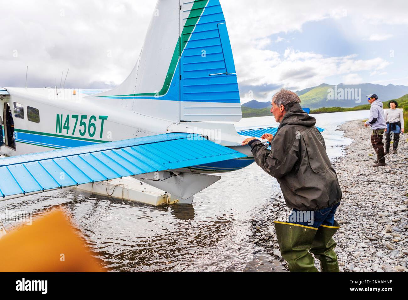 Bush pilot & guide Rolan Ruoss; Sea Hawk Air; de Havilland; Beaver; float plane; Kodiak Island; Alaska; USA Stock Photo