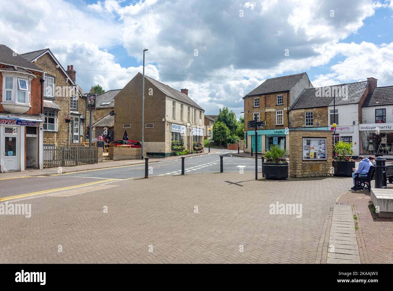 The Square, High Street, Raunds, Northamptonshire, England, United
