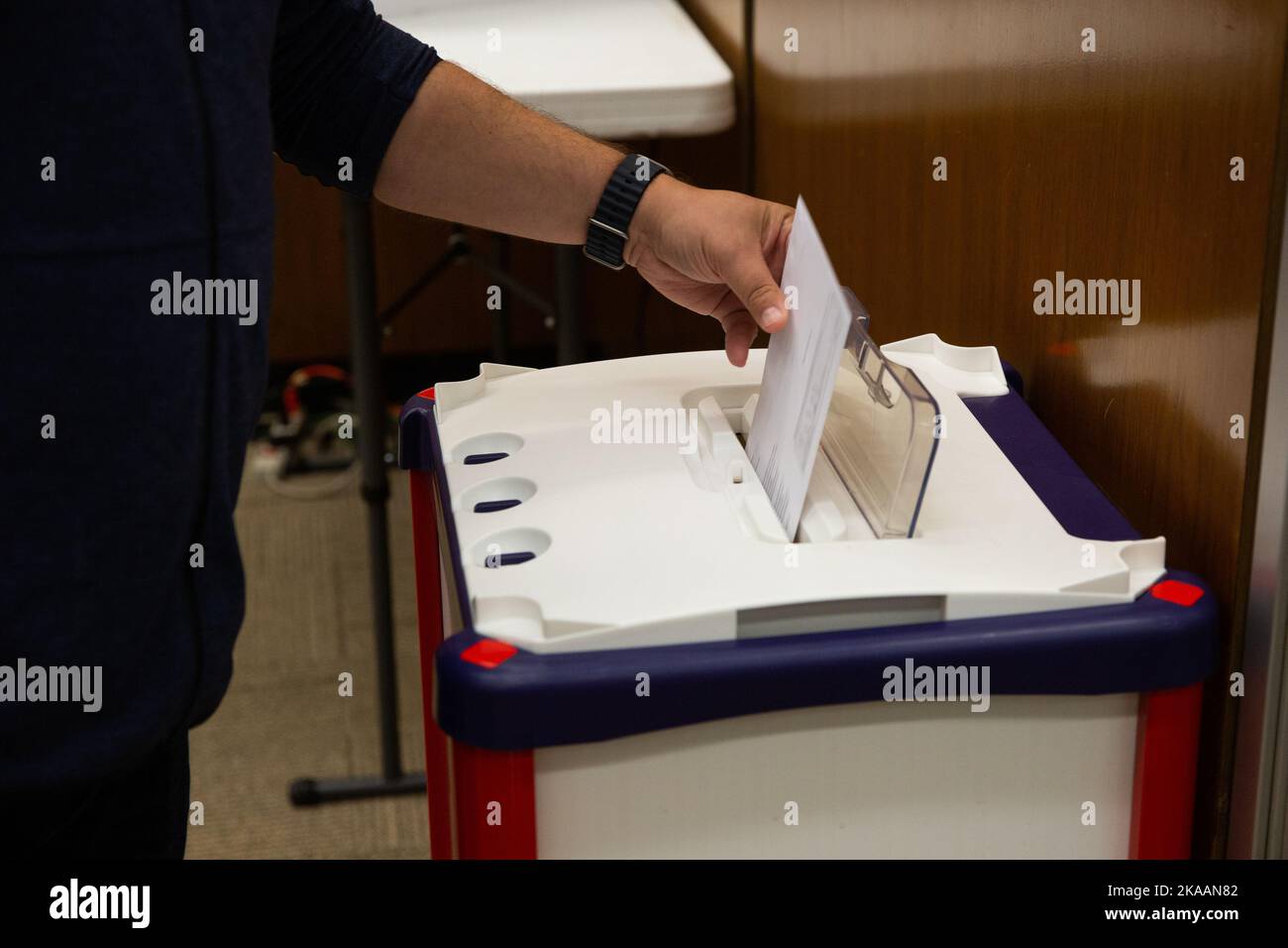 Indianapolis, USA. 01st Nov, 2022. A voter deposits their ballot into a