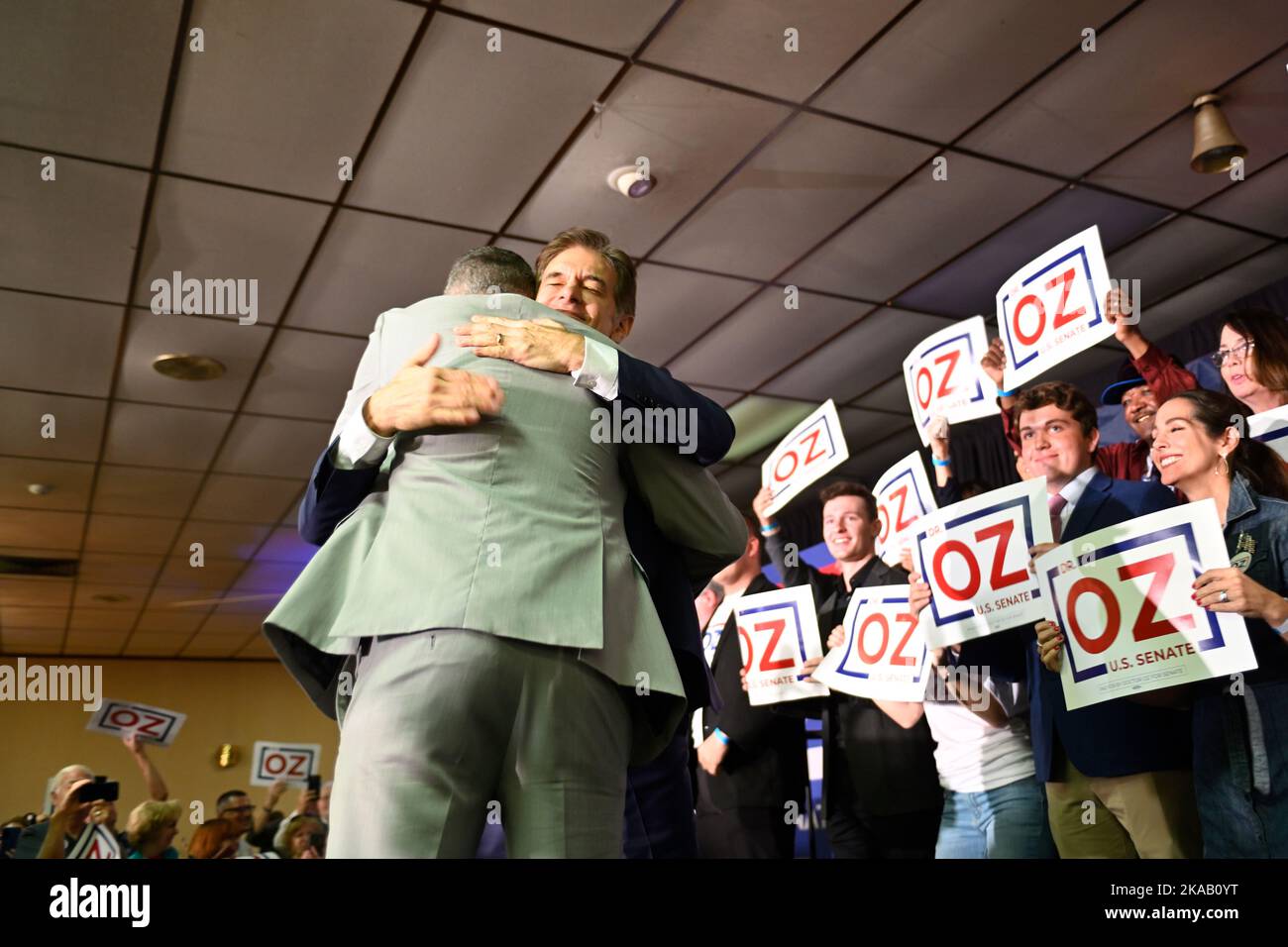 Bensalem, United States. 01st Nov, 2022. Dr. Mehmet Oz, Republican