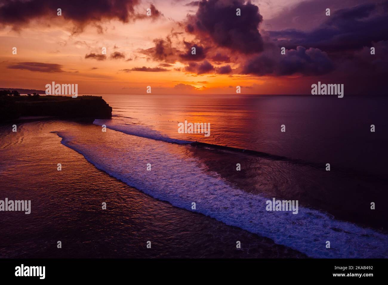 Colorful cloud sunset beach hi-res stock photography and images - Alamy