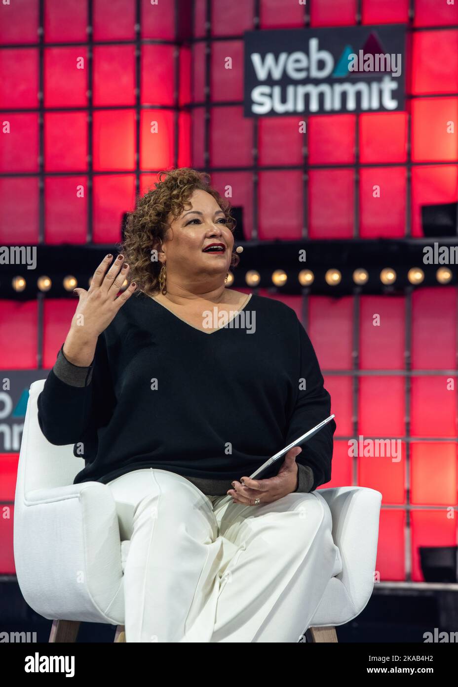 Lisbon, Portugal. 01st Nov, 2022. VP of Environmental Initiatives of Apple, Lisa Jackson, seen addressing the audience at Altice Arena Centre Stage during the opening night of the Web Summit 2022. The biggest technology conference in the world is back in Lisbon. For four days, new technological trends will be discussed and how they will influence our lives. 70,000 people are expected at the event. Credit: SOPA Images Limited/Alamy Live News Stock Photo