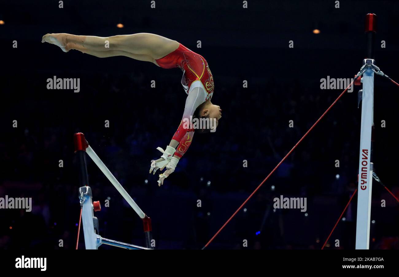 Liverpool, Britain. 1st Nov, 2022. Luo Rui of team China competes on ...
